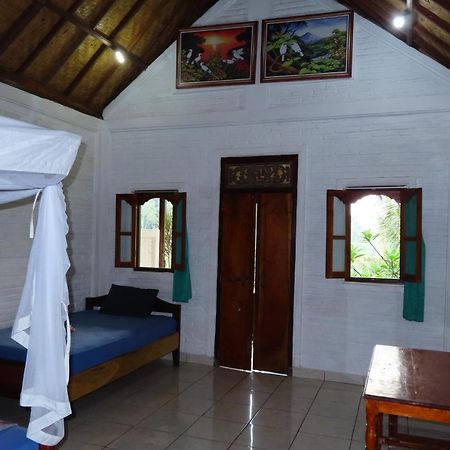 Pondok Lembah Dukuh Homestay Каранґасем Екстер'єр фото