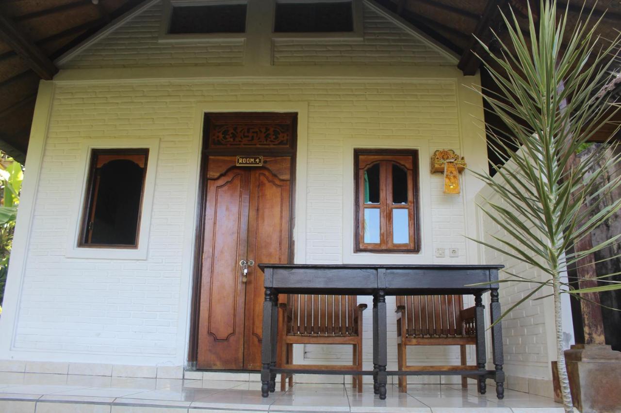 Pondok Lembah Dukuh Homestay Каранґасем Екстер'єр фото