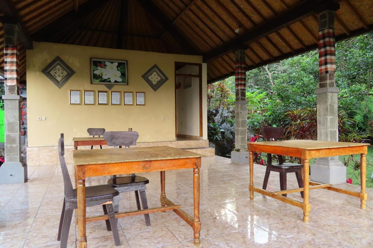 Pondok Lembah Dukuh Homestay Каранґасем Екстер'єр фото