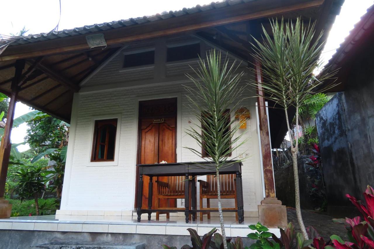 Pondok Lembah Dukuh Homestay Каранґасем Екстер'єр фото