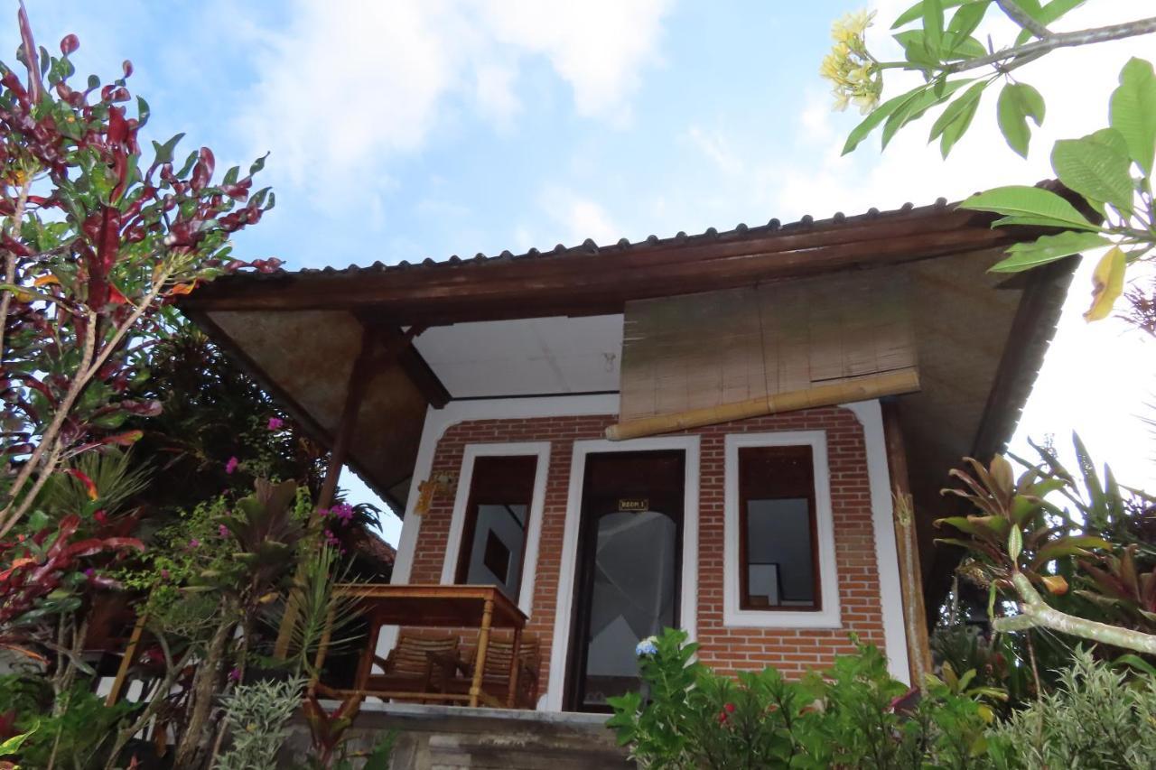 Pondok Lembah Dukuh Homestay Каранґасем Екстер'єр фото