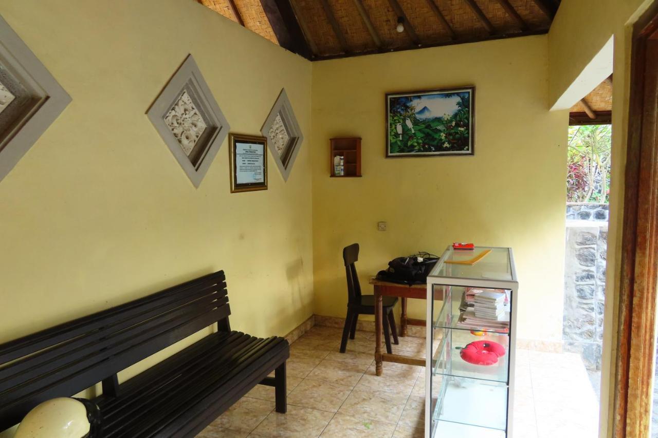 Pondok Lembah Dukuh Homestay Каранґасем Екстер'єр фото